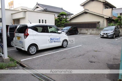 広島県福山市南蔵王町５丁目[1K/30.4m2]の駐車場