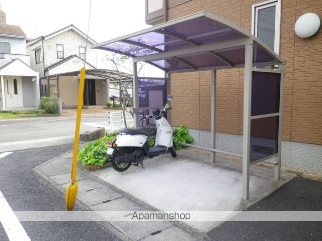 ラ・パルテール辰巳 壱番館の外観写真