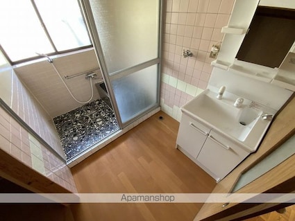 伊那　福澤貸家[4DK/83.63m2]の洗面所