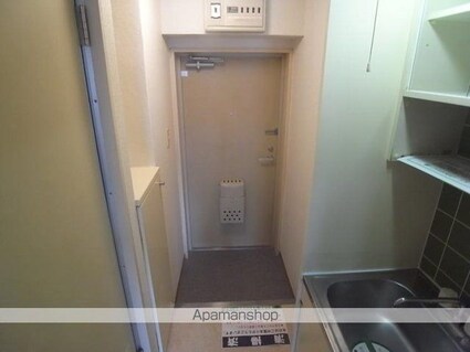 東京都台東区千束３丁目[1R/16.1m2]の玄関1