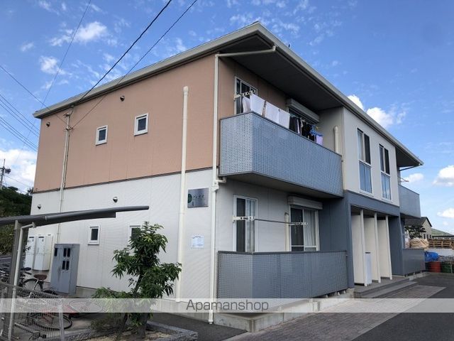 クレセオ A棟の外観写真