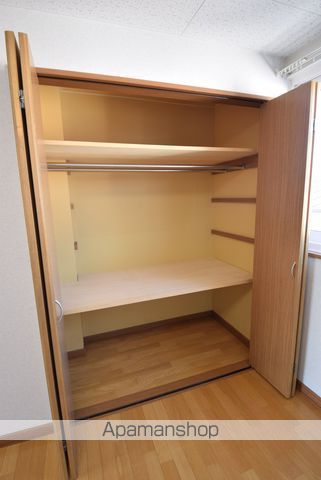 プレズィール豊岡Aの内装写真