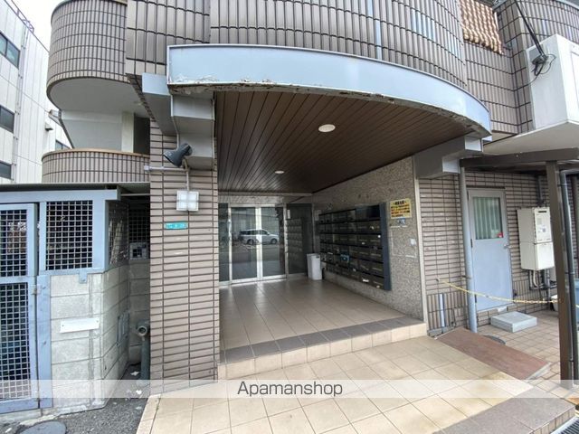 トラスティ加美の玄関写真