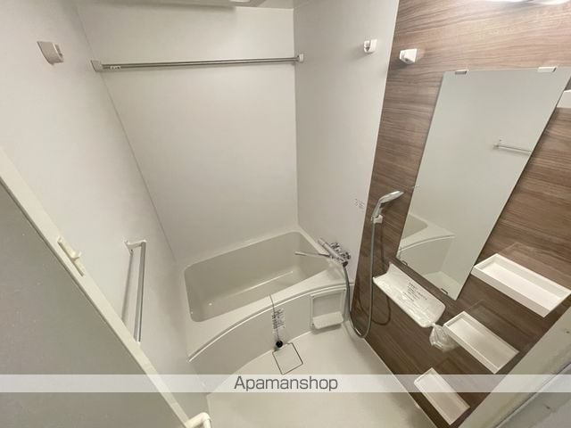 セレニテ新大阪グランデ ミリューの内装写真