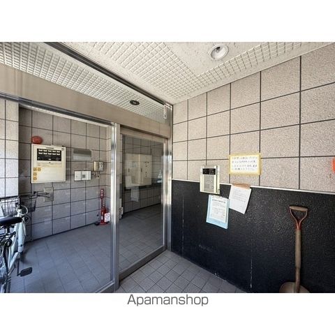 ビッグバーンズマンション北郷IIの外観写真