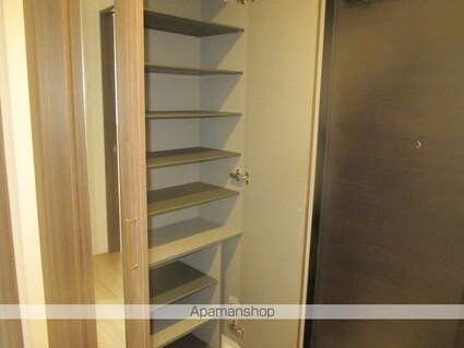 ＤーＲＯＯＭ都賀２丁目ＩＩーＢ棟[2LDK/56.86m2]の玄関