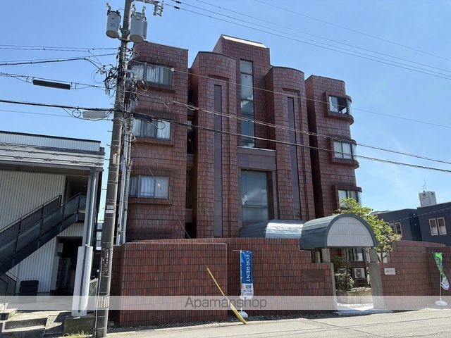 ベルトピア・二の宮の外観写真