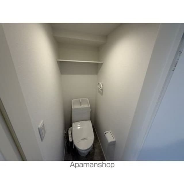 エステイトＥ練馬西大泉[1R/23.66m2]のトイレ