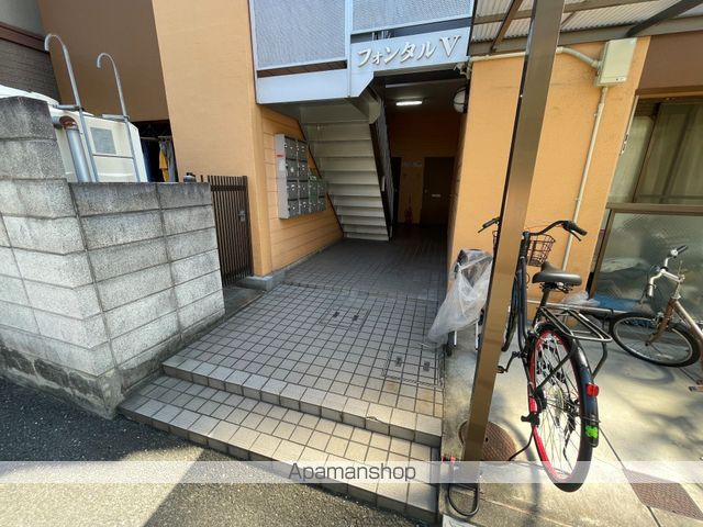 フォンタルファイブ花園の玄関写真