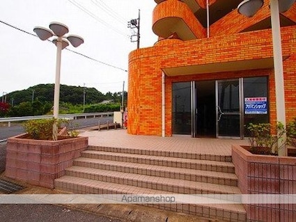 ロワイヤル・ユウ鹿島[1R/16.5m2]の共用部3