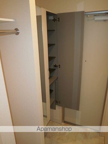 コートフォレスタ Bの内装写真