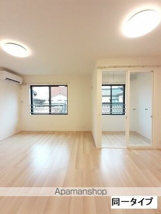 シャルム　アシュリー[1LDK/51m2]のリビング・居間1