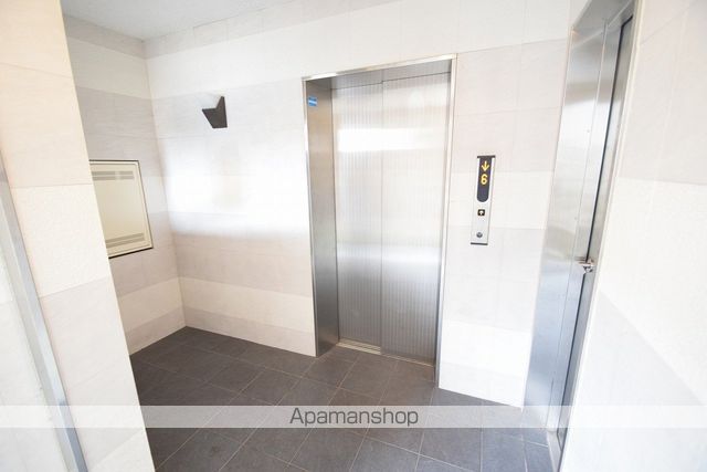 スカリナータ城南通りの内装写真