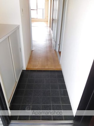 ノーベルコート（旧第６栗山マンション）[3DK/59.94m2]の玄関