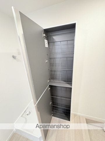 GRIP蓮根の内装写真