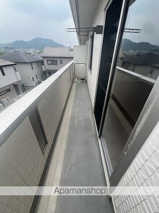 シャルマンフォートⅢ[2LDK/60.06m2]のバルコニー