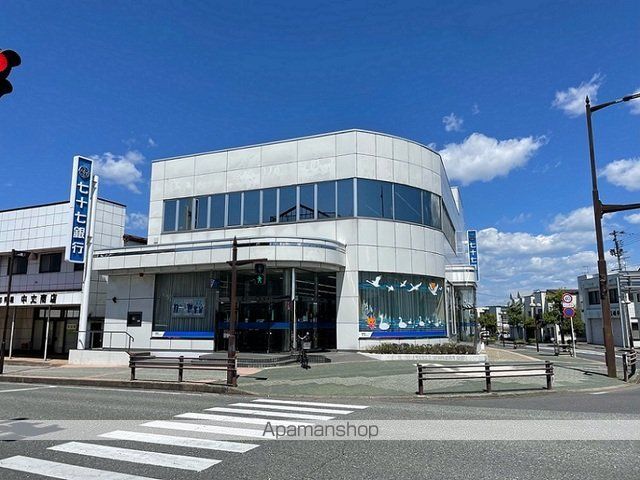 ファミーユ 川南の周辺写真
