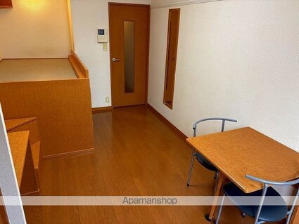 レオパレスヴィブアン[1K/22.35m2]のリビング・居間1