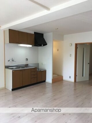 秋葉山マンション[1LDK/47m2]のリビング・居間