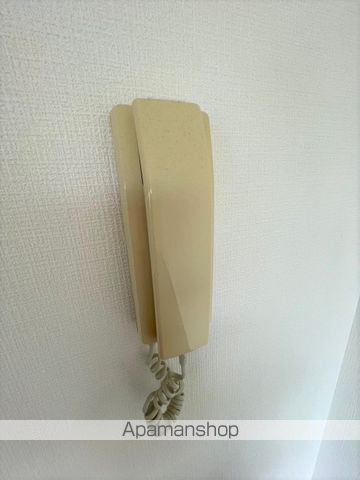 フォレストモールB棟の内装写真