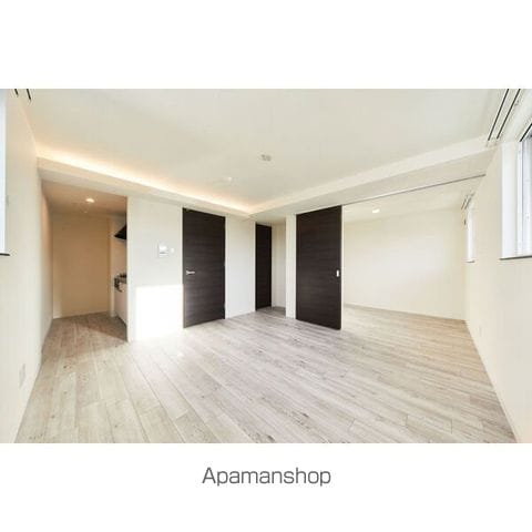 WHITE COURTの内装写真