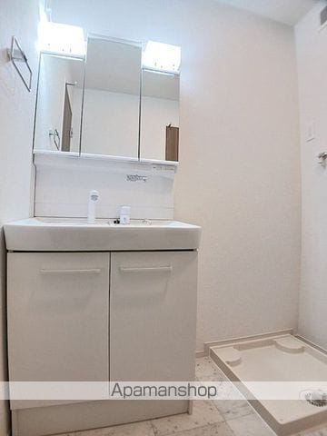 セリーンガーデン IIの内装写真