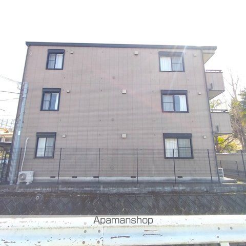 カーサエスペランサの外観写真