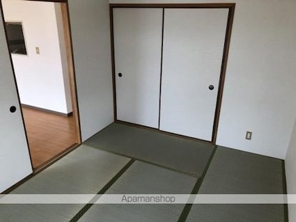 ガーデンスクエア瀬田[3LDK/65.6m2]の収納