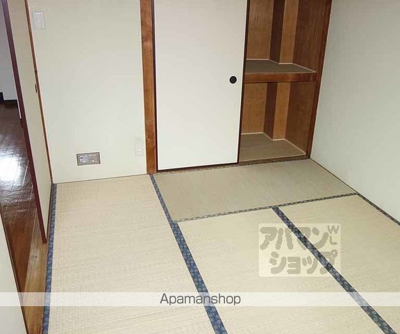 マンション桂風の内装写真