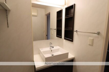 プリモフィオーレ[1LDK/42m2]の洗面所