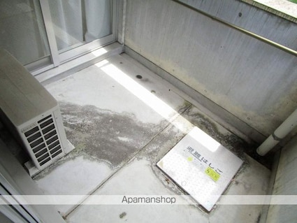 徳島県徳島市南佐古二番町[1LDK/52.06m2]のバルコニー