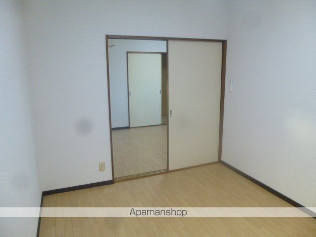 レジデンス平岡の内装写真