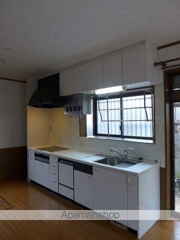 高浜青木町戸建の内装写真