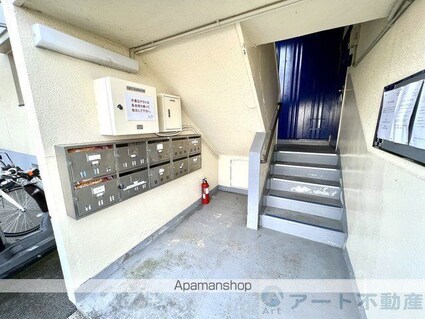 アルト堀江　１号棟[2DK/38.16m2]のエントランス2