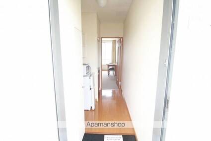 レオパレスアビタシオン[1K/23.18m2]の玄関