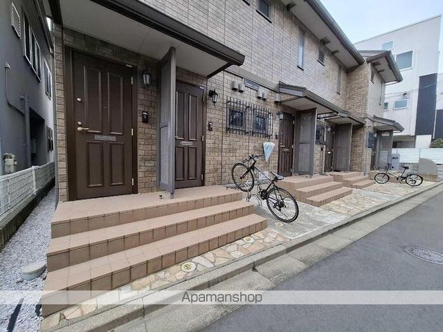 グレイス上北沢の玄関写真