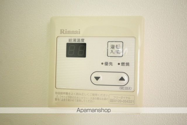 ROOM 結 豊中駅前の内装写真