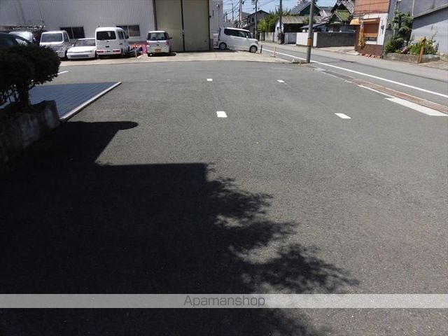 和歌山県和歌山市福島[2DK/50m2]の駐車場2