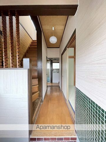 富山市新庄町8-16戸建の内装写真