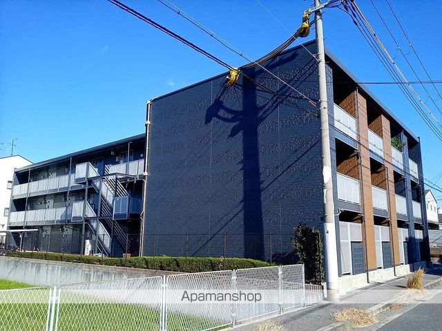 レオパレスエメラルドストーンの外観写真