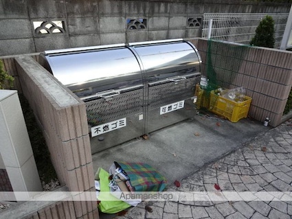 東京都日野市多摩平７丁目[1LDK/53m2]の共用部1