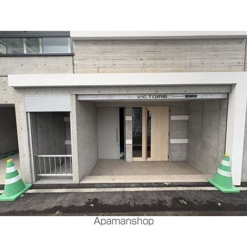 VICTOIRE麻生の玄関写真