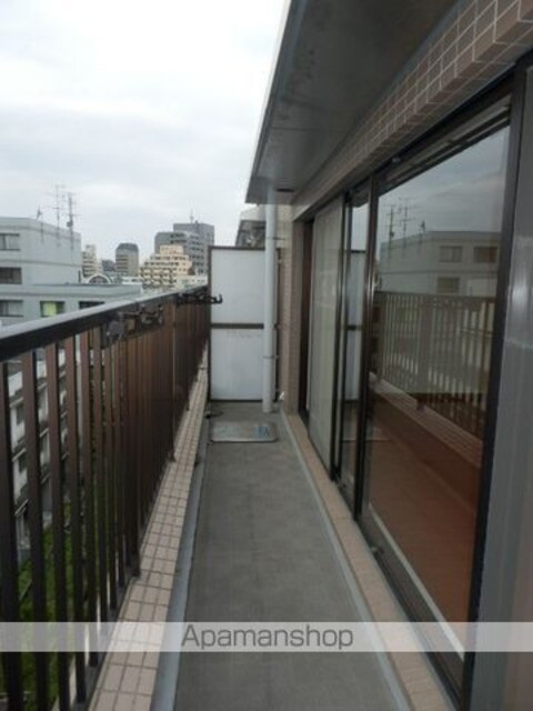 アーバンコート市ヶ谷[2LDK/93.2m2]のバルコニー