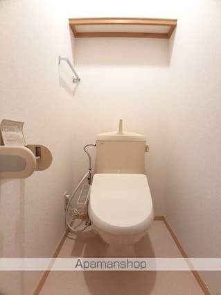 ラトゥール[2LDK/55.71m2]のトイレ