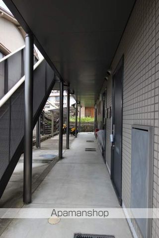 キャッスルウィル池田の玄関写真