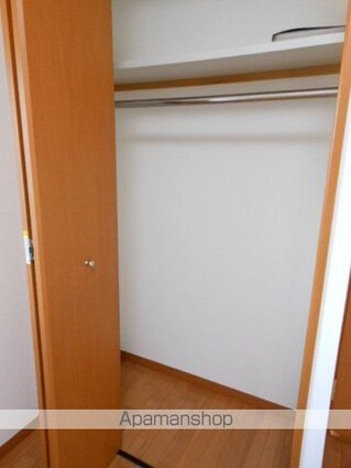 東京都港区芝３丁目[1K/22.4m2]の収納