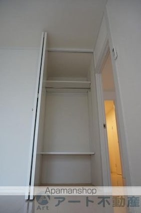アイリッシュコート西石井[2LDK/51.03m2]の収納