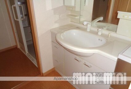 ヴァン・ヴィヴァン三番町[2LDK/62.6m2]の内装2