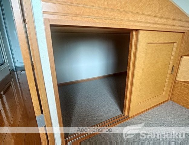 レオパレスシェルフィード山越の内装写真