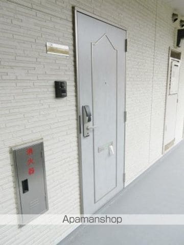 トゥール笛吹の玄関写真